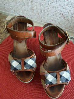 Босоножки Burberry оригинал 37 р