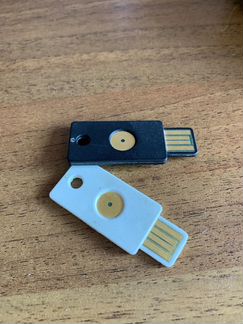 Yubico YubiKey токен OTP USB