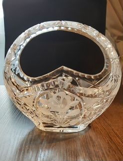 Ваза хрустальная