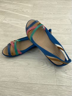 Сандалии crocs 37р