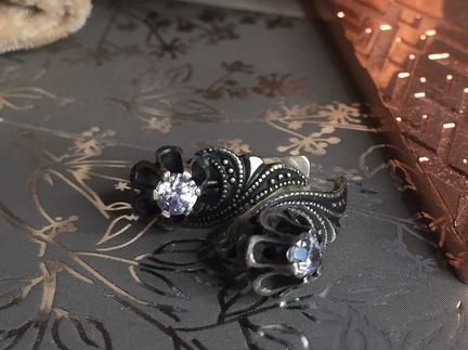 Серьги серебряные с цирконием