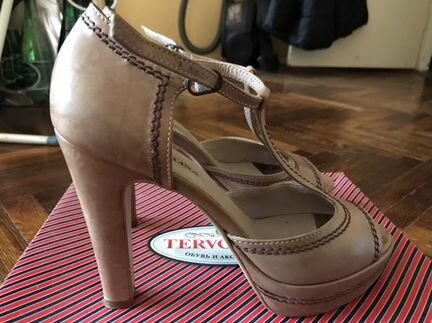 Босоножки летние