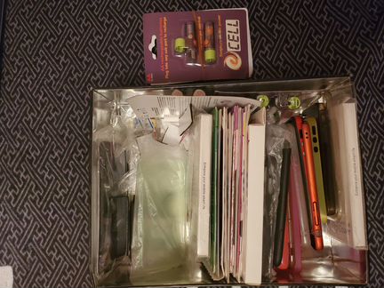 Наклейка на телефон, чехлы и тд