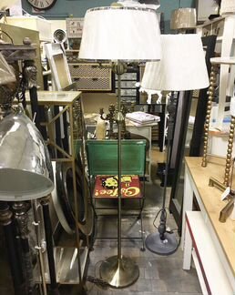 Торшер в состаренном стиле