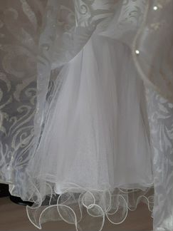 Платье праздничное