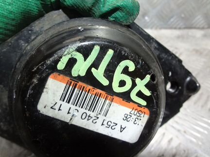 Опора подушка двигателя Мерседес 251 164 ml gl