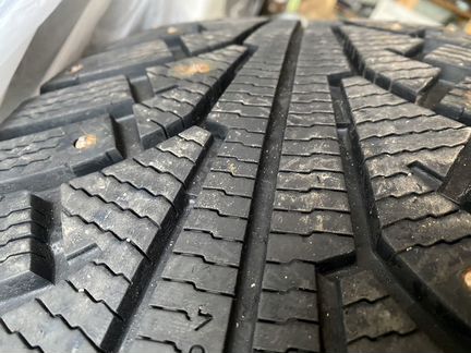 Шины 265/60/R18 Nokian Hakkapeliitta 5