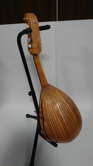 Мандолина концертная Suzuki M-150