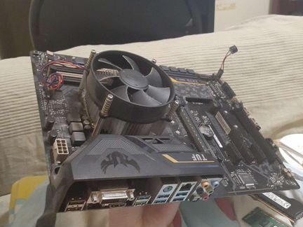 Материнская плата