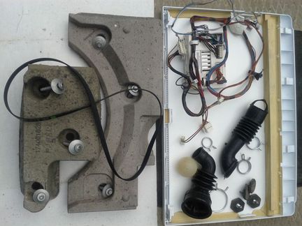 Стиралки Indesit wisl 103 и wisl 83 на запчасти