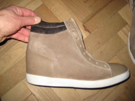 Шикарные кожаные кеды Италия скрытая танкетка 5 см