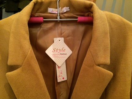 Новое стильное пальто- пиджачок 44 размер