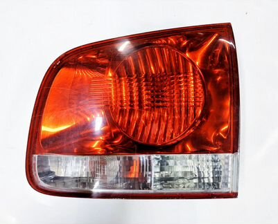 Фонарь задний внутренний, правый Tuareg 05