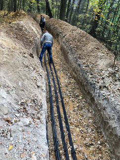 Копка траншеи в ручную