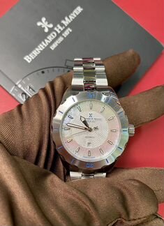 Лимитированная серия Часы Bernhard H.Mayer Ballade