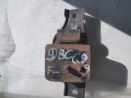 Опора двигателя Subaru Impreza GD9