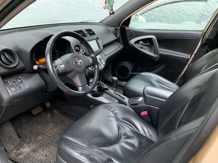 Toyota RAV4 2.4 AT, 2010, 239 000 км