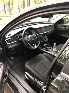 Продаю новые резиновые коврики киа оптима 2020