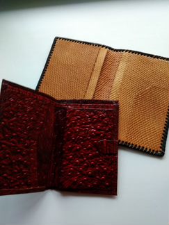Портмоне кожаные